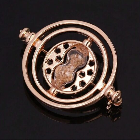 Harry Potter Time Turner Brooch, Gold tone, Lightweight, Glitter Sand, U… - Picture 1 of 3